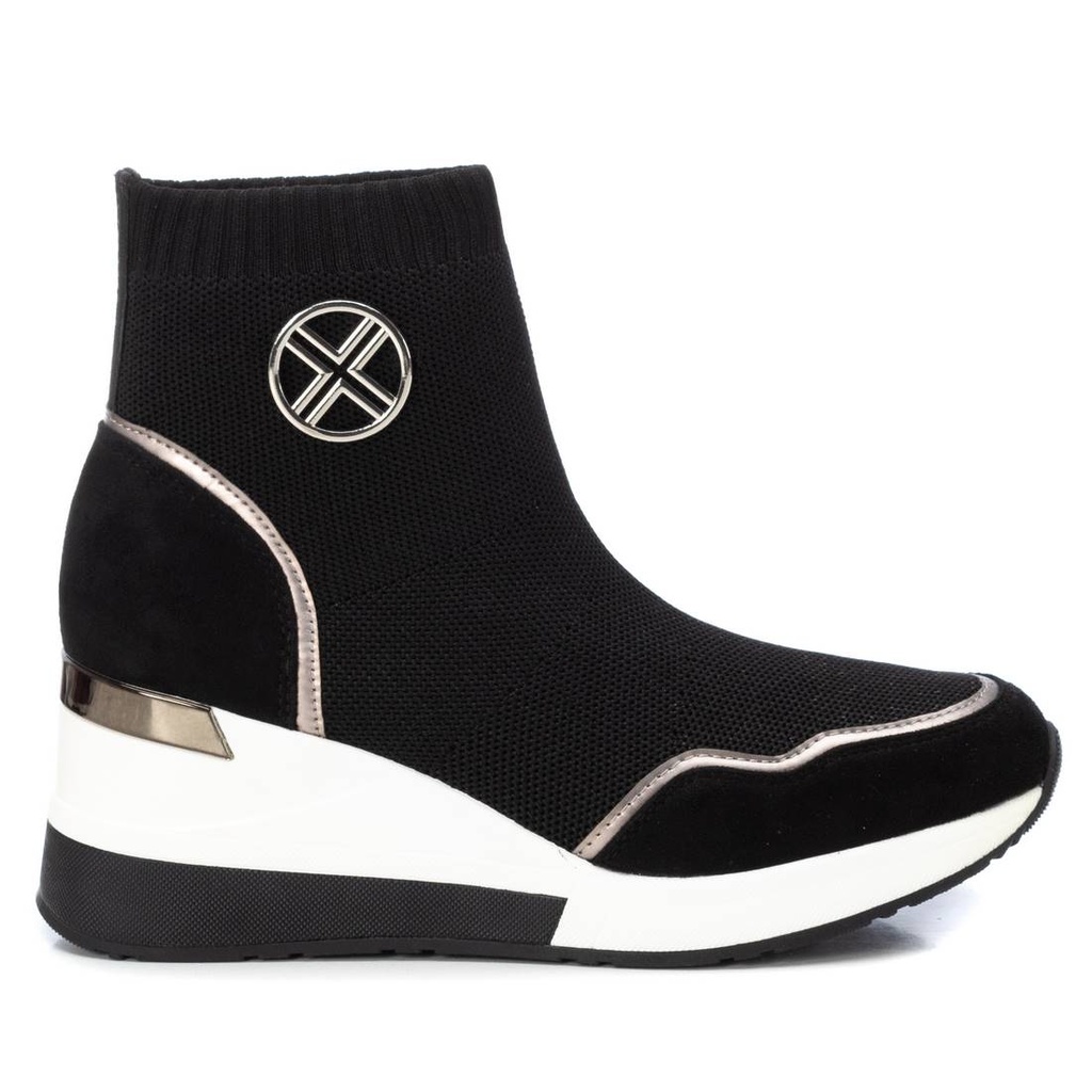 141467 / XTI / NEGRO / 8 PARES