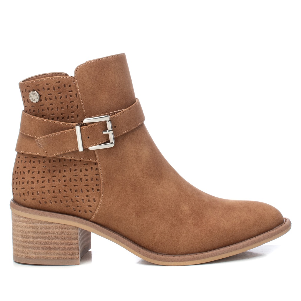 171559 / REFRESH / BOTIN SRA C. CAMEL / CAJA DE 8 PARES