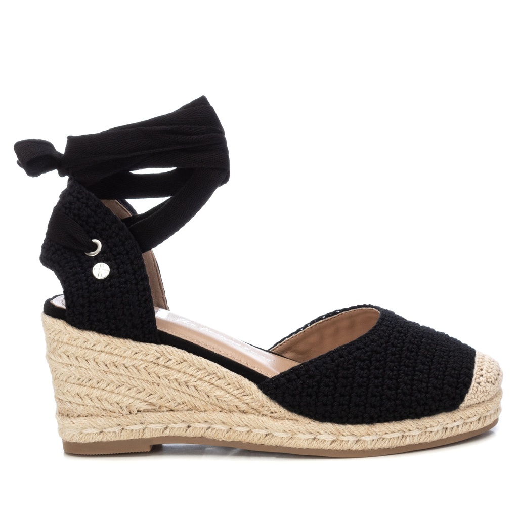 142902 / XTI / NEGRO / 8 PARES